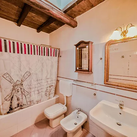 Domus Art Experience Art In The Center Of Apartment *