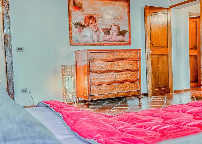 شقة Domus Art Experience Art In The Center Of فيرّارا